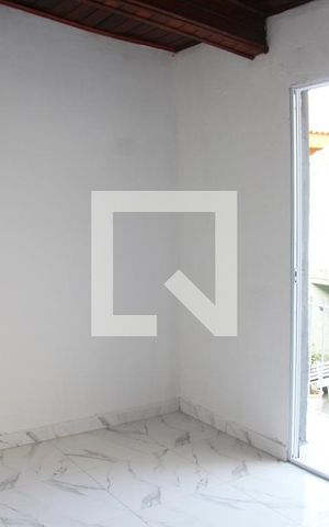Casa para alugar com 80m², 2 quartos e sem vagaQuarto 01