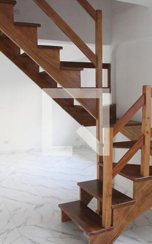 Casa para alugar com 80m², 2 quartos e sem vagaSala e Cozinha integrada 