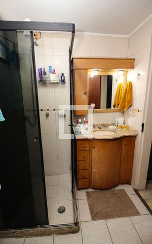 Apartamento à venda com 330m², 4 quartos e 2 vagas Apartamento à venda com 330m², 4 quartos e 2 vagasBanheiro Social