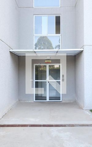 Apartamento para alugar com 49m², 2 quartos e sem vagaÁrea comum - Entrada do prédio