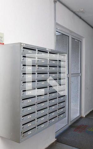 Apartamento para alugar com 49m², 2 quartos e sem vagaÁrea comum - Saguão do prédio
