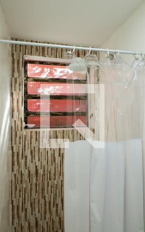 Casa à venda com 40m², 1 quarto e sem vagaBanheiro