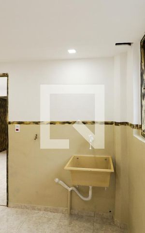 Casa à venda com 40m², 1 quarto e sem vagaÁrea de Serviço