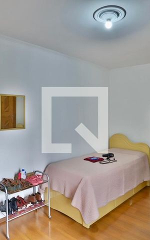 Casa à venda com 180m², 4 quartos e 1 vaga Casa à venda com 180m², 4 quartos e 1 vagaQuarto 3