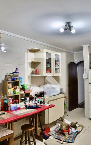 Casa à venda com 180m², 4 quartos e 1 vaga Casa à venda com 180m², 4 quartos e 1 vagaCozinha