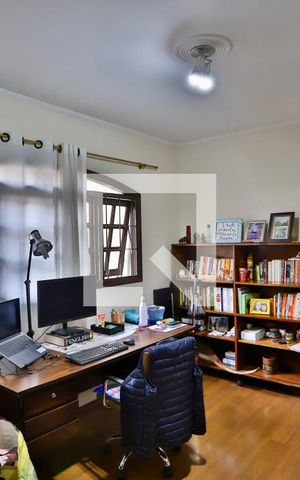 Casa à venda com 180m², 4 quartos e 1 vaga Casa à venda com 180m², 4 quartos e 1 vagaQuarto 2