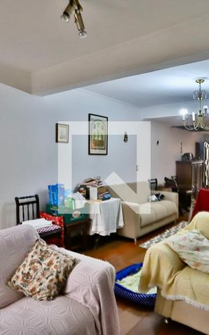 Casa à venda com 180m², 4 quartos e 1 vaga Casa à venda com 180m², 4 quartos e 1 vagaSala