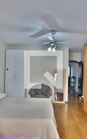 Casa à venda com 180m², 4 quartos e 1 vaga Casa à venda com 180m², 4 quartos e 1 vagaQuarto 1