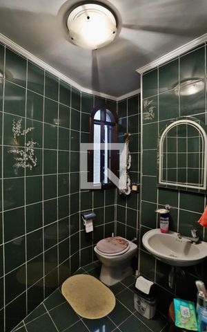 Casa à venda com 180m², 4 quartos e 1 vaga Casa à venda com 180m², 4 quartos e 1 vagaLavabo