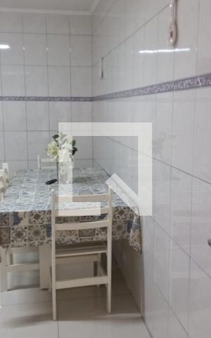 Casa para alugar com 230m², 3 quartos e 1 vaga Casa para alugar com 230m², 3 quartos e 1 vagaCozinha