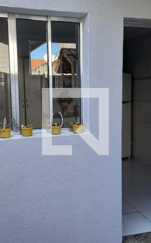 Casa para alugar com 230m², 3 quartos e 1 vaga Casa para alugar com 230m², 3 quartos e 1 vagaEdícula