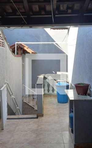 Casa para alugar com 230m², 3 quartos e 1 vaga Casa para alugar com 230m², 3 quartos e 1 vagaÁrea de Serviço