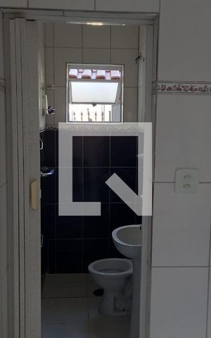Casa para alugar com 230m², 3 quartos e 1 vaga Casa para alugar com 230m², 3 quartos e 1 vagaEdícula