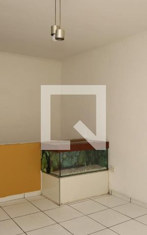 Casa para alugar com 180m², 3 quartos e 1 vagaSala