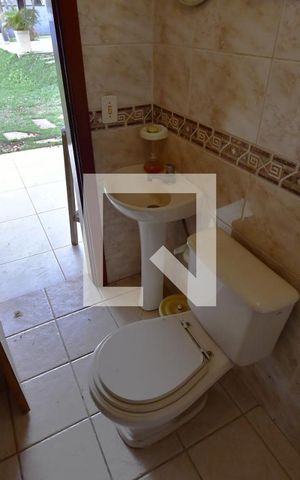 Casa à venda com 202m², 3 quartos e 4 vagasBanheiro de serviço
