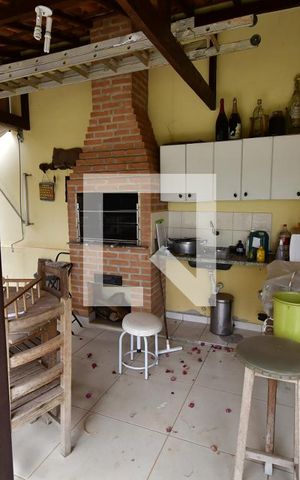 Casa à venda com 202m², 3 quartos e 4 vagasÁrea comum