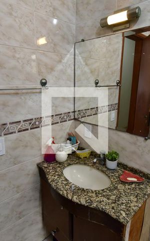 Casa à venda com 202m², 3 quartos e 4 vagasBanheiro