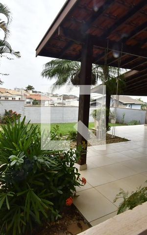 Casa à venda com 202m², 3 quartos e 4 vagasQuarto 1 - Vista
