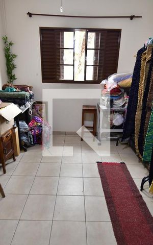 Casa à venda com 202m², 3 quartos e 4 vagasQuarto 2