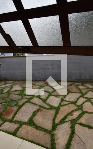 Casa à venda com 202m², 3 quartos e 4 vagasSala / Atelier - Vista