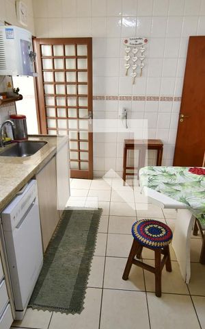 Casa à venda com 202m², 3 quartos e 4 vagasCozinha