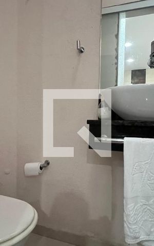 Casa à venda com 330m², 3 quartos e 3 vagas Casa à venda com 330m², 3 quartos e 3 vagasÁrea comum
