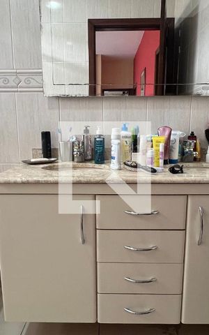 Casa à venda com 330m², 3 quartos e 3 vagas Casa à venda com 330m², 3 quartos e 3 vagasBanheiro
