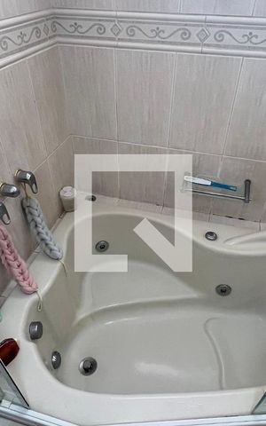 Casa à venda com 330m², 3 quartos e 3 vagas Casa à venda com 330m², 3 quartos e 3 vagasBanheiro