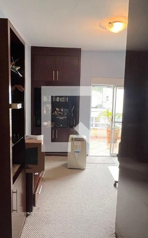 Casa à venda com 330m², 3 quartos e 3 vagas Casa à venda com 330m², 3 quartos e 3 vagasSuite