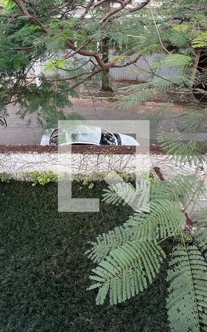 Casa à venda com 330m², 3 quartos e 3 vagas Casa à venda com 330m², 3 quartos e 3 vagasSacada do quarto 2