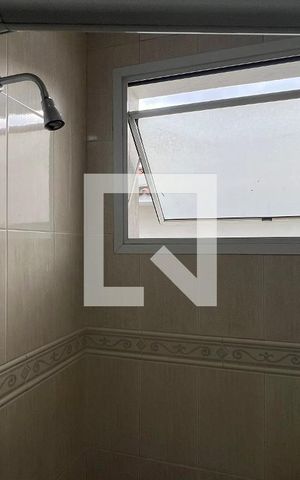 Casa à venda com 330m², 3 quartos e 3 vagas Casa à venda com 330m², 3 quartos e 3 vagasBanheiro