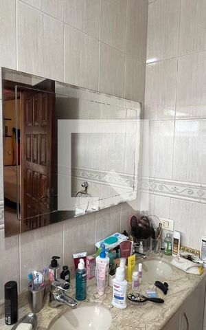 Casa à venda com 330m², 3 quartos e 3 vagas Casa à venda com 330m², 3 quartos e 3 vagasBanheiro