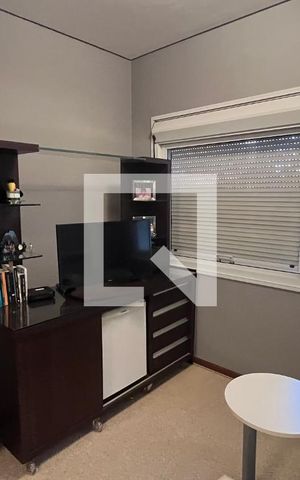 Casa à venda com 330m², 3 quartos e 3 vagas Casa à venda com 330m², 3 quartos e 3 vagasQuarto 1