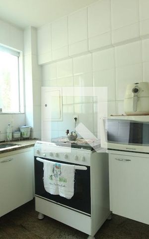 Apartamento à venda com 260m², 4 quartos e 3 vagasCozinha