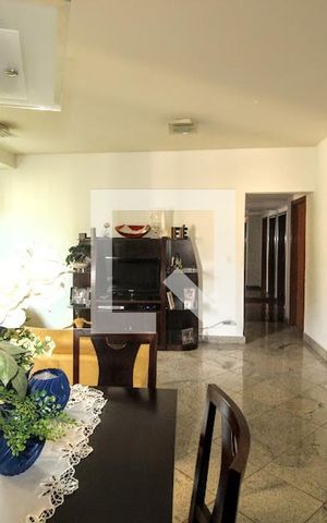 Apartamento à venda com 260m², 4 quartos e 3 vagasSala