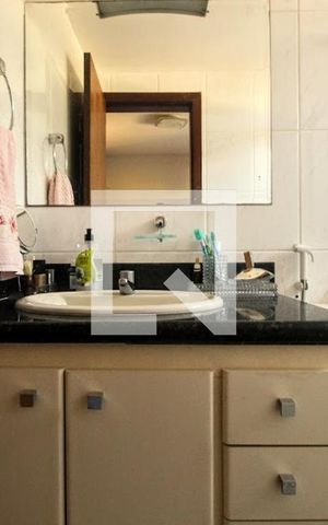 Apartamento à venda com 260m², 4 quartos e 3 vagasBanheiro
