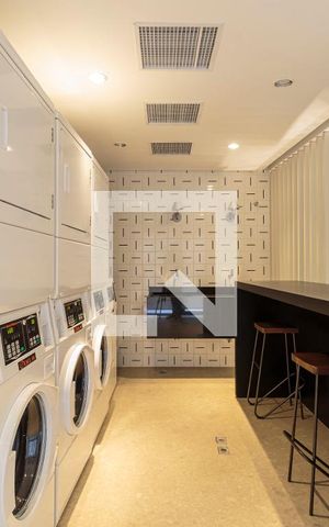 Studio à venda com 31m², 1 quarto e sem vaga Studio à venda com 31m², 1 quarto e sem vagaÁrea comum