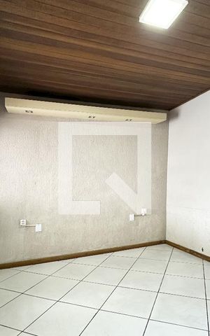 Casa para alugar com 86m², 3 quartos e 1 vagaSuíte 
