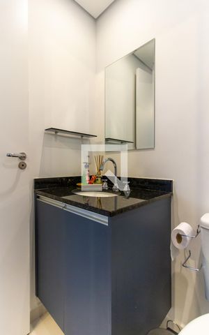 Studio para alugar com 25m², 1 quarto e sem vaga Studio para alugar com 25m², 1 quarto e sem vagaBanheiro