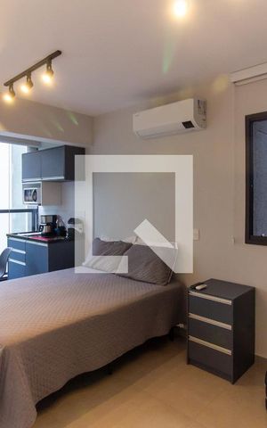 Studio para alugar com 25m², 1 quarto e sem vaga Studio para alugar com 25m², 1 quarto e sem vagaStudio