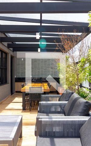 Studio para alugar com 25m², 1 quarto e sem vaga Studio para alugar com 25m², 1 quarto e sem vagaÁrea comum - Piscina