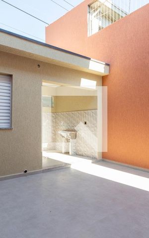 Casa para alugar com 200m², 3 quartos e 2 vagasQuintal