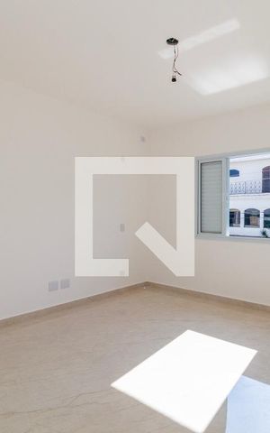 Casa para alugar com 200m², 3 quartos e 2 vagasQuarto 3 - Suíte