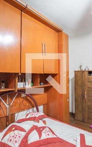Casa à venda com 450m², 5 quartos e 3 vagas Casa à venda com 450m², 5 quartos e 3 vagasQuarto 2