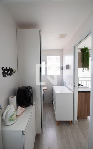 Apartamento à venda com 65m², 2 quartos e 1 vaga Apartamento à venda com 65m², 2 quartos e 1 vagaÁrea de Serviço