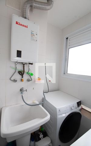 Apartamento à venda com 65m², 2 quartos e 1 vaga Apartamento à venda com 65m², 2 quartos e 1 vagaÁrea de Serviço