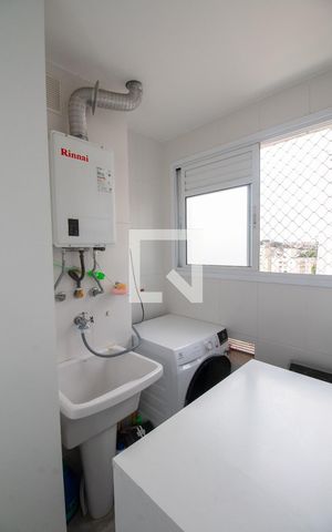 Apartamento à venda com 65m², 2 quartos e 1 vaga Apartamento à venda com 65m², 2 quartos e 1 vagaÁrea de Serviço