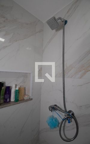 Apartamento à venda com 65m², 2 quartos e 1 vaga Apartamento à venda com 65m², 2 quartos e 1 vagaBanheiro da Suíte