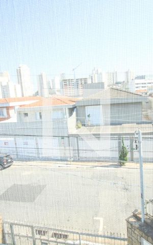 Casa para alugar com 250m², 3 quartos e 5 vagas Casa para alugar com 250m², 3 quartos e 5 vagasQuarto 1