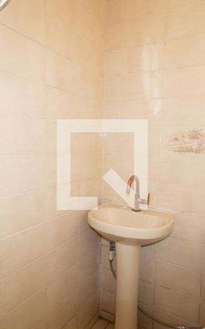 Casa à venda com 127m², 3 quartos e 2 vagas Casa à venda com 127m², 3 quartos e 2 vagasLavabo